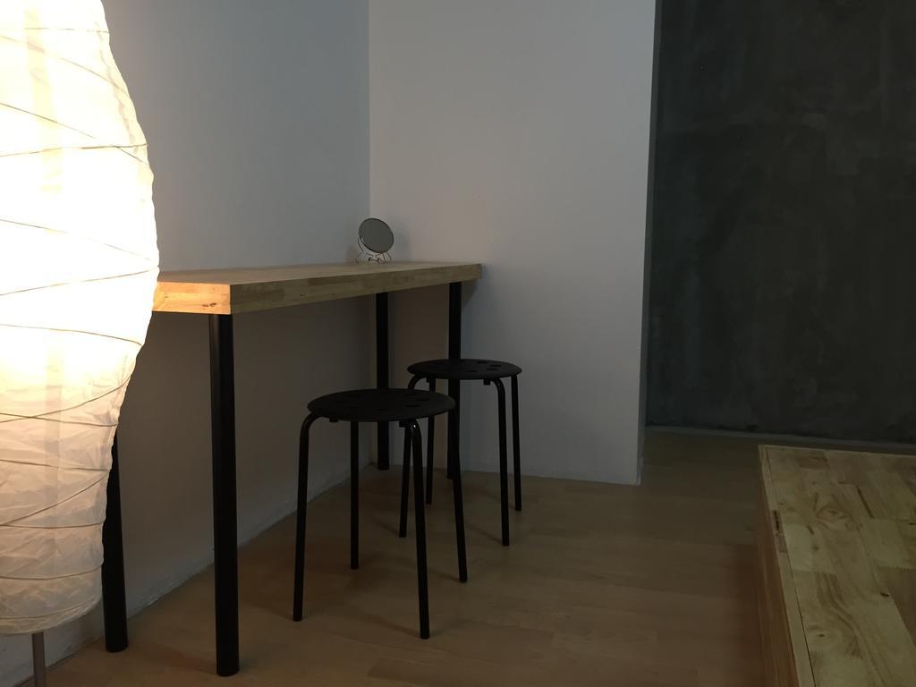 Once In Bangkok With Me Guesthouse Εξωτερικό φωτογραφία