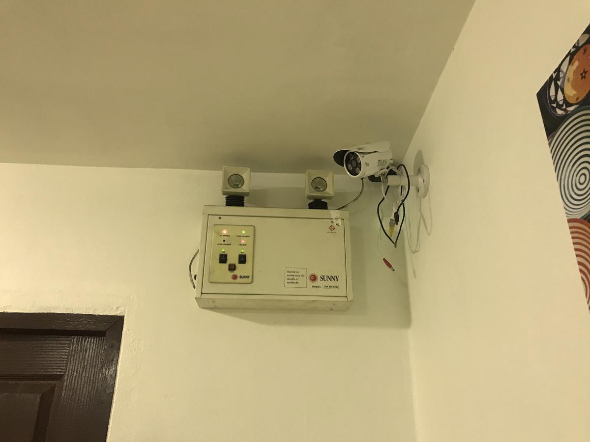 Once In Bangkok With Me Guesthouse Εξωτερικό φωτογραφία